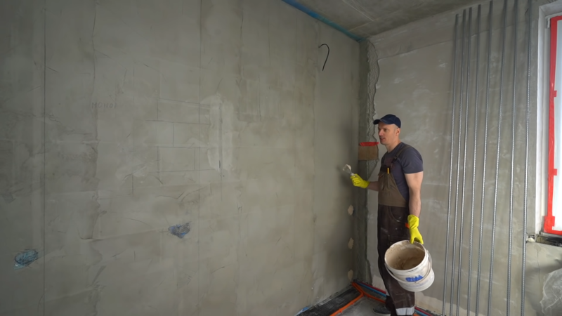 Как быстро научиться в домашних условиях штукатурить стены