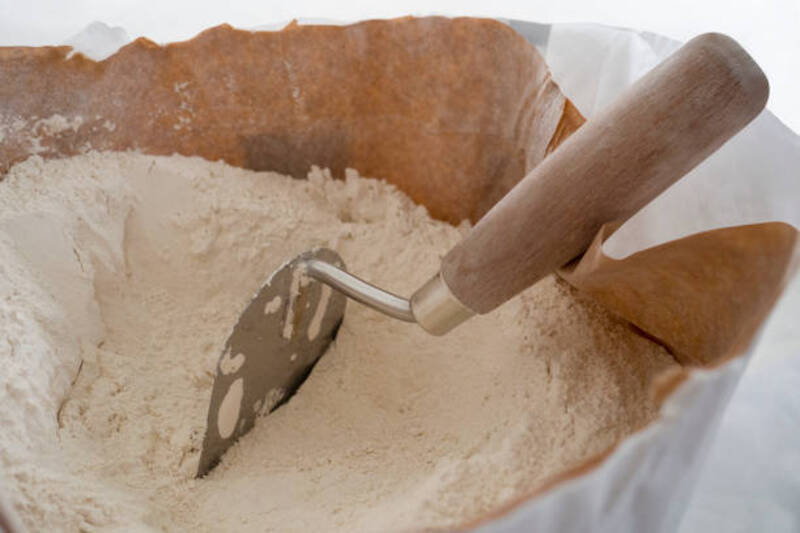 Как быстро научиться в домашних условиях штукатурить стены