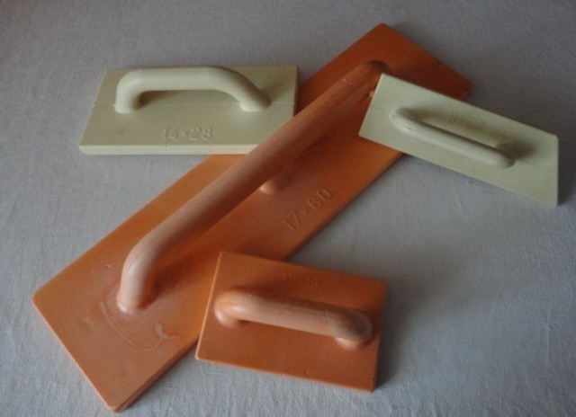 Инструменты для штукатурных работ: виды и назначение